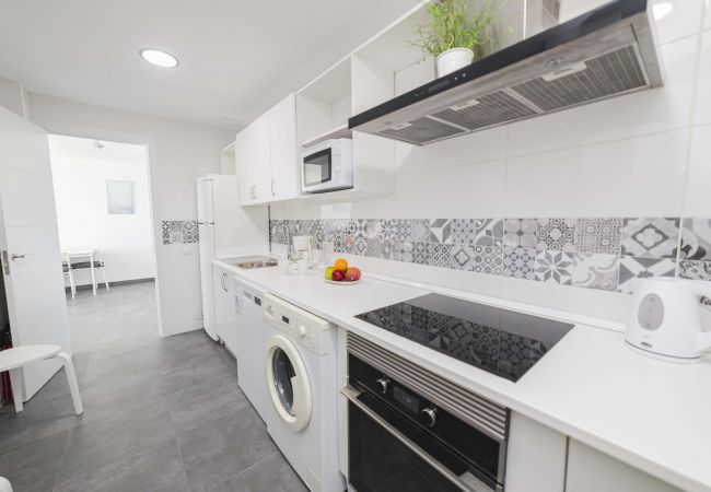 Ferienwohnung in Puerto de Alcudia - Apartamento Beachfront Sonrisas Ferienwohnung in Puerto de Alcudia - Apartamento Beachfront Sonrisas