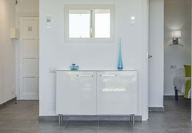 Ferienwohnung in Puerto de Alcudia - Apartamento Beachfront Sonrisas Ferienwohnung in Puerto de Alcudia - Apartamento Beachfront Sonrisas