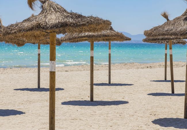 Ferienwohnung in Puerto de Alcudia - Apartamento Beachfront Sonrisas Ferienwohnung in Puerto de Alcudia - Apartamento Beachfront Sonrisas
