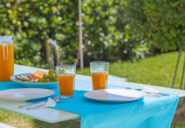 Ferienwohnung in Puerto de Alcudia - Apartamento Beachfront Sonrisas Ferienwohnung in Puerto de Alcudia - Apartamento Beachfront Sonrisas