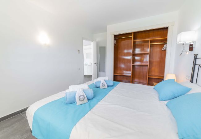 Ferienwohnung in Puerto de Alcudia - Apartamento Beachfront Sonrisas Ferienwohnung in Puerto de Alcudia - Apartamento Beachfront Sonrisas