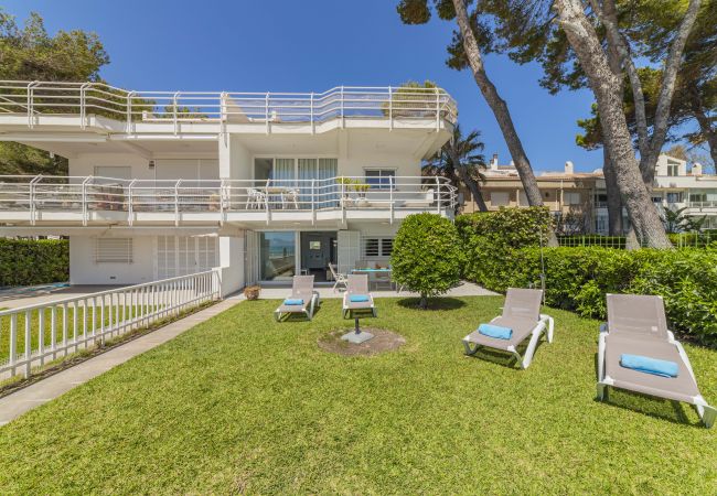 Ferienwohnung in Puerto de Alcudia - Apartamento Beachfront Sonrisas Ferienwohnung in Puerto de Alcudia - Apartamento Beachfront Sonrisas