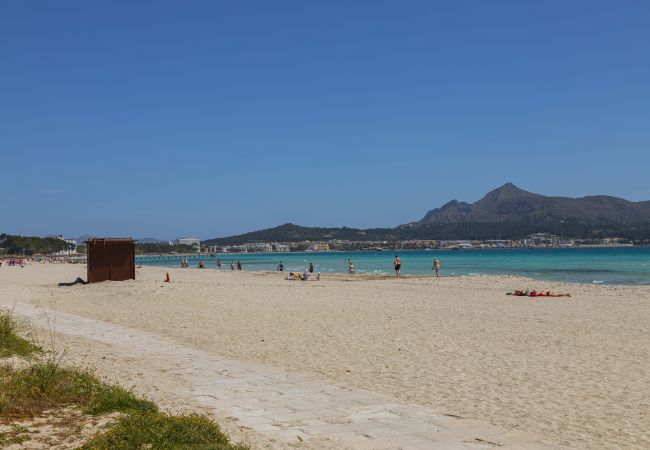 Ferienwohnung in Puerto de Alcudia - Apartamento Beachfront Sonrisas Ferienwohnung in Puerto de Alcudia - Apartamento Beachfront Sonrisas