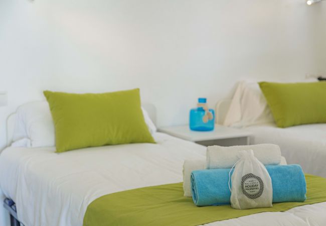 Ferienwohnung in Puerto de Alcudia - Apartamento Beachfront Sonrisas Ferienwohnung in Puerto de Alcudia - Apartamento Beachfront Sonrisas