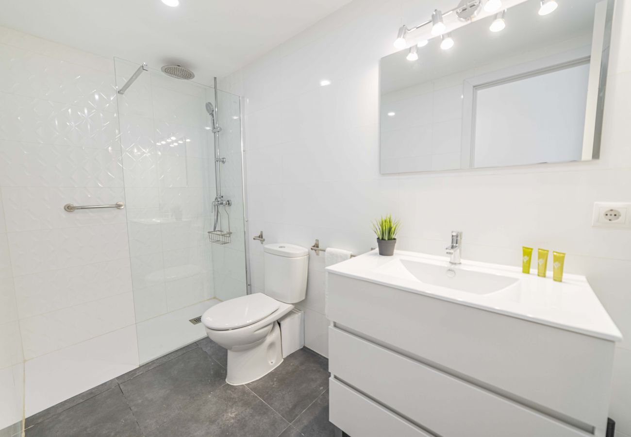 Ferienwohnung in Puerto de Alcudia - Apartamento Beachfront Sonrisas Ferienwohnung in Puerto de Alcudia - Apartamento Beachfront Sonrisas