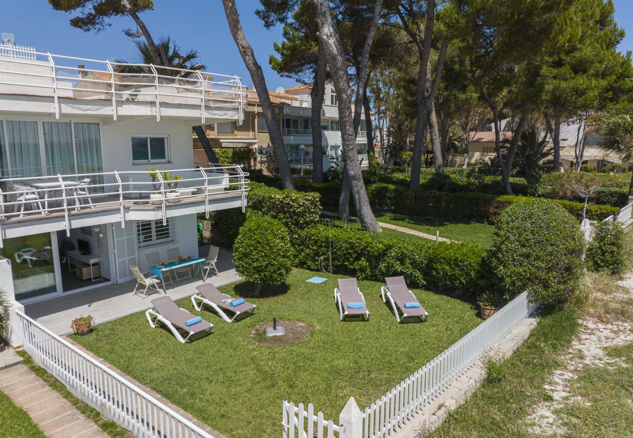 Ferienwohnung in Puerto de Alcudia - Apartamento Beachfront Sonrisas Ferienwohnung in Puerto de Alcudia - Apartamento Beachfront Sonrisas