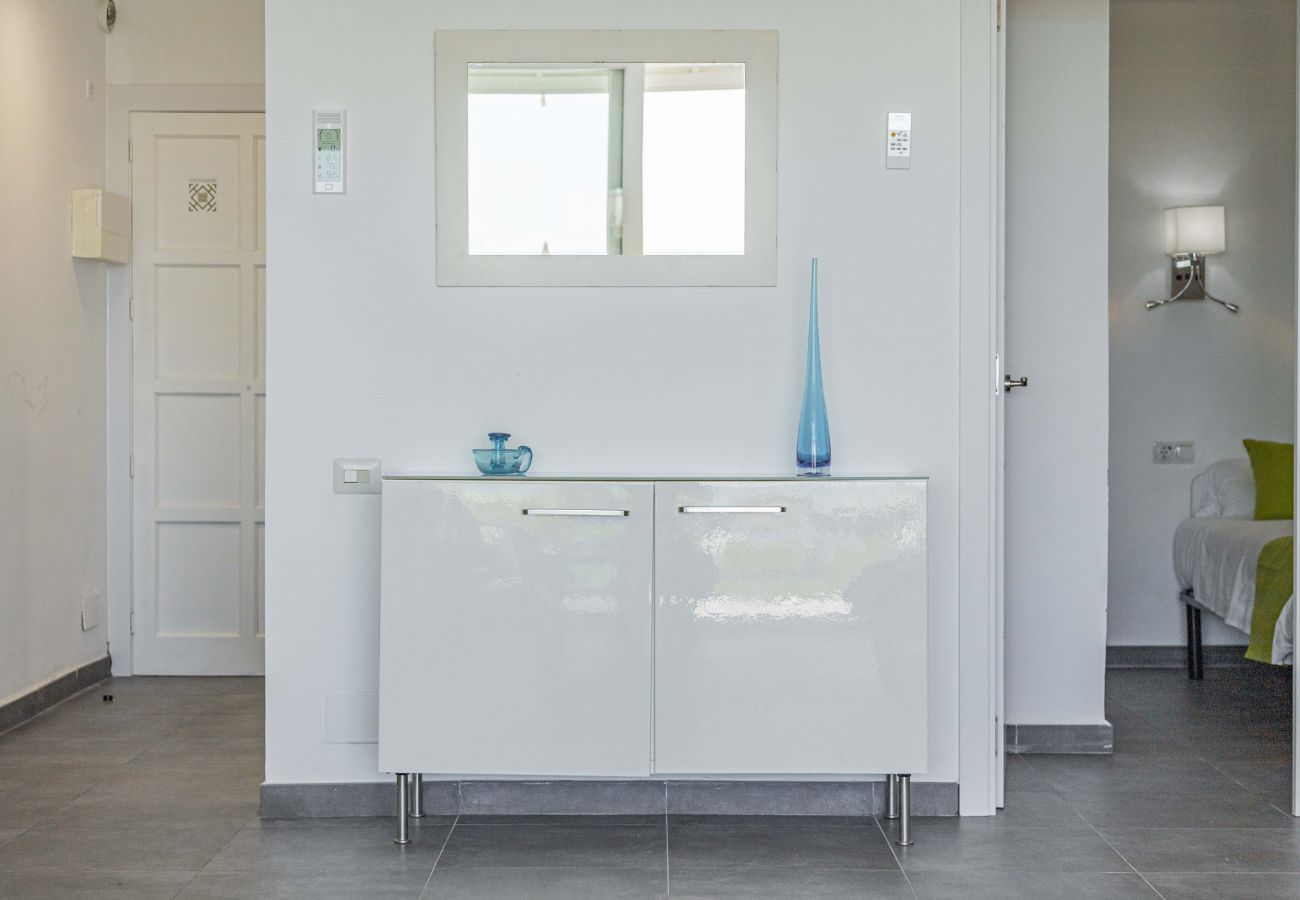 Ferienwohnung in Puerto de Alcudia - Apartamento Beachfront Sonrisas Ferienwohnung in Puerto de Alcudia - Apartamento Beachfront Sonrisas