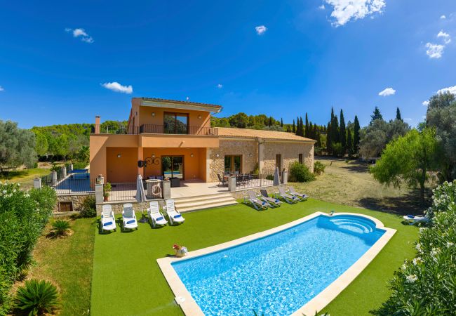 Villa in Alcudia - Villa Es Garrover Villa in Alcudia - Villa Es Garrover