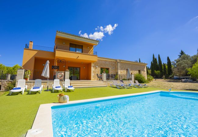 Villa in Alcudia - Villa Es Garrover Villa in Alcudia - Villa Es Garrover