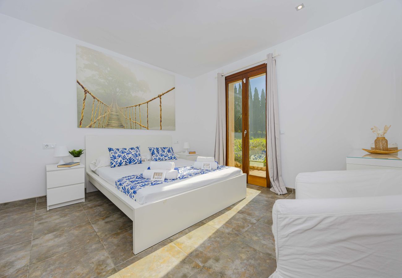 Villa in Alcudia - Villa Es Garrover Villa in Alcudia - Villa Es Garrover