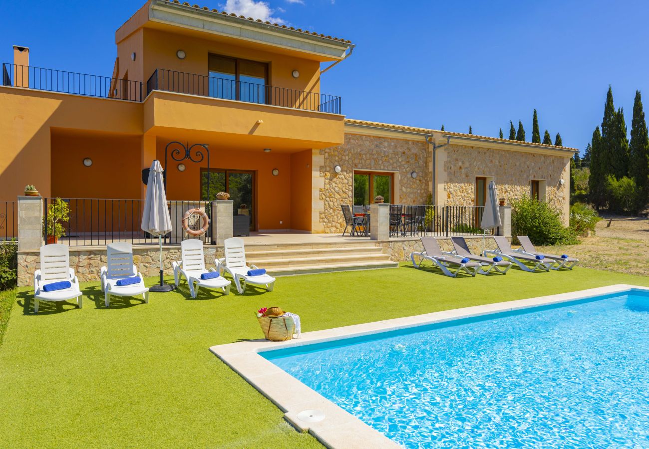 Villa in Alcudia - Villa Es Garrover Villa in Alcudia - Villa Es Garrover