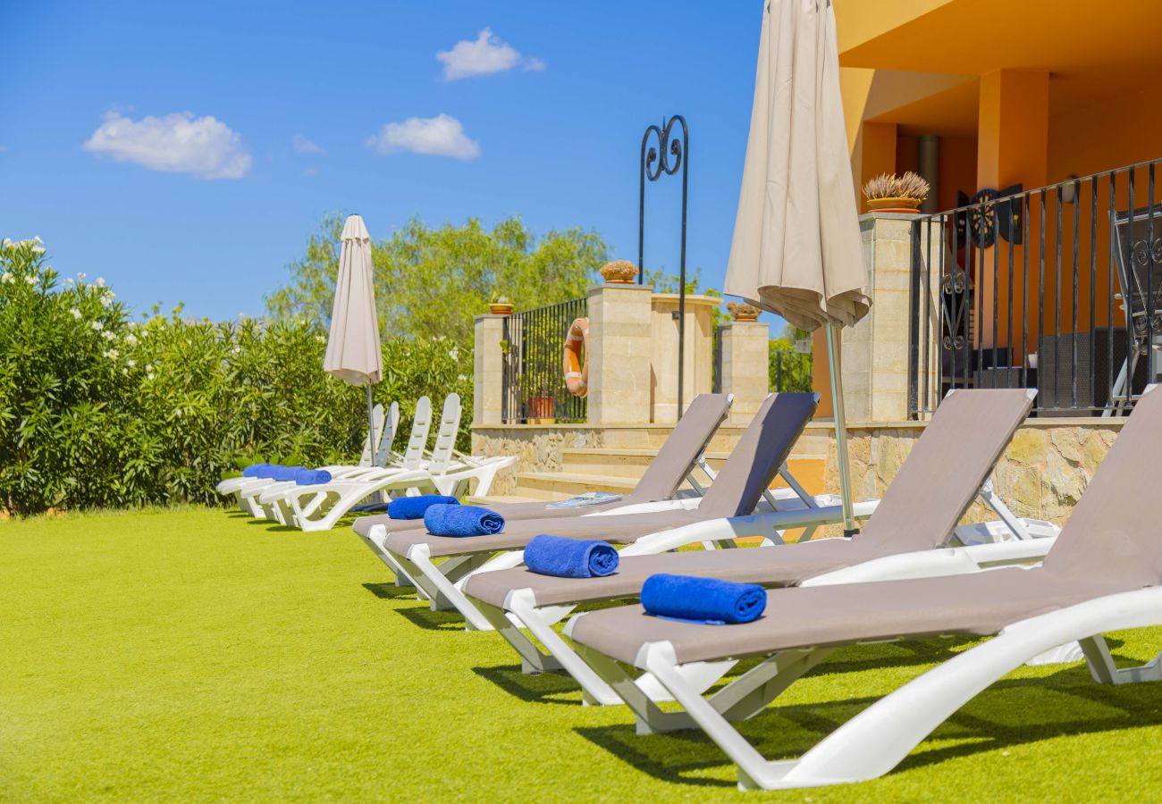 Villa in Alcudia - Villa Es Garrover Villa in Alcudia - Villa Es Garrover